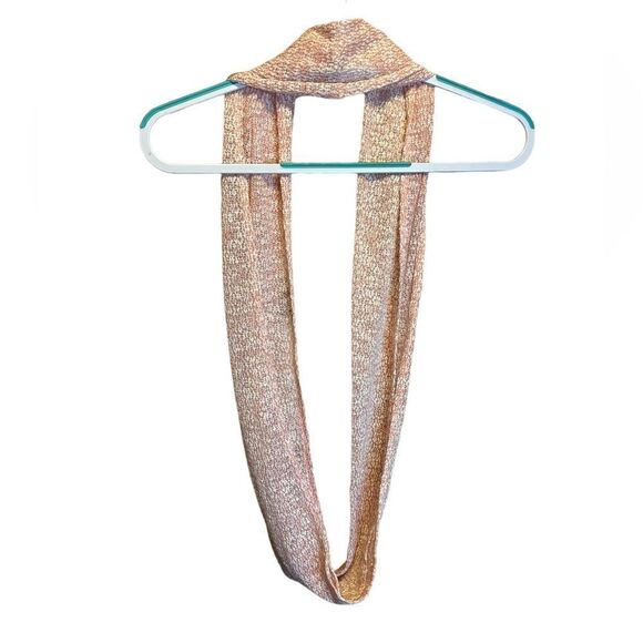 5āforā$25š„PinkāKnitāRoundāScarf - Picture 2 of 5